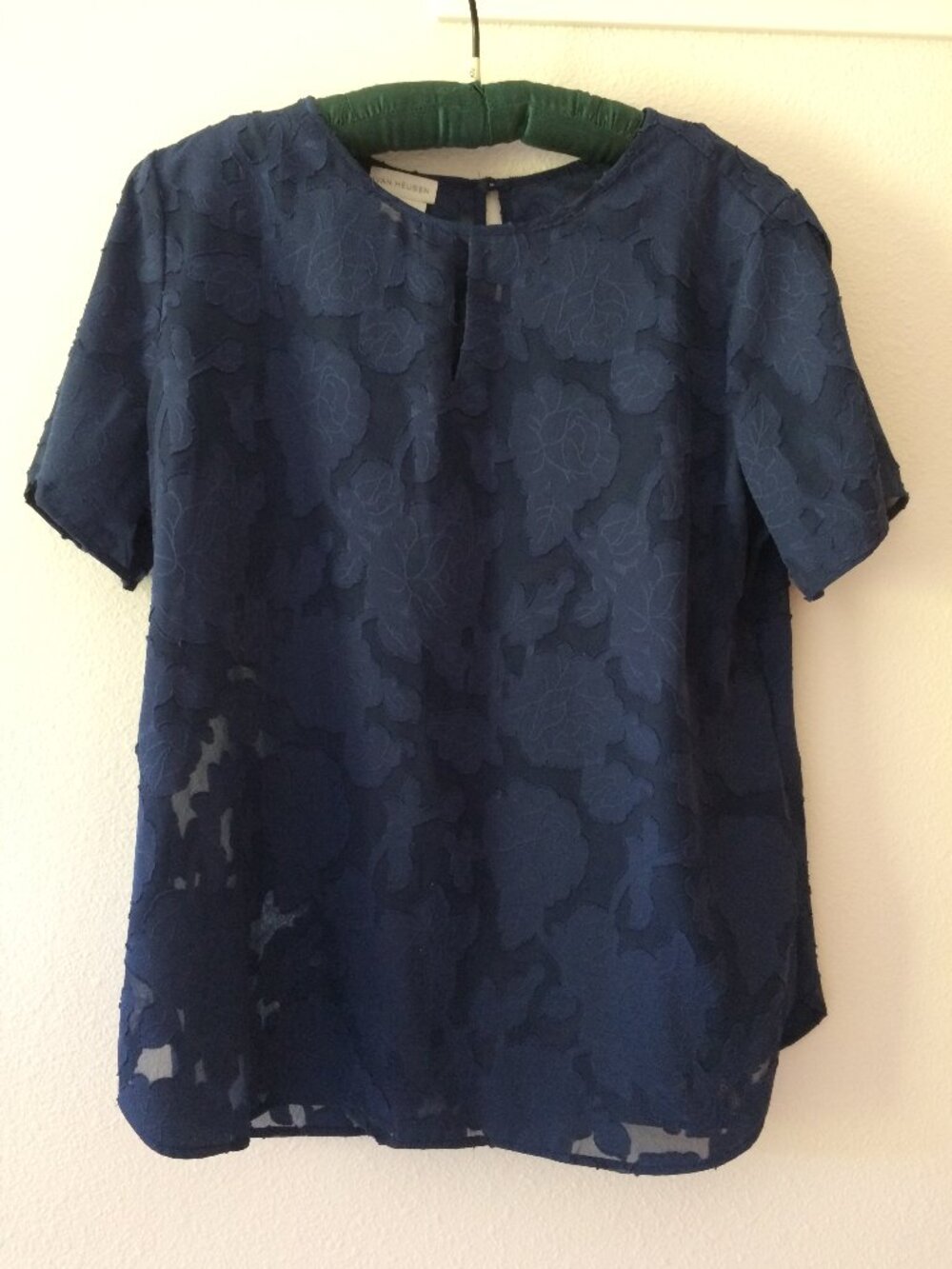 Van Heusen Floral Blouse-Top Size M Short Sleeve